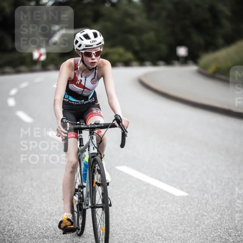 21.06.2026 - 29. Vierlanden-Triathlon H.Heesch http://msf.ph/oto/9927158 21.06.2026 15:03:52 Radfahren 1291 meine-sportfotos.de