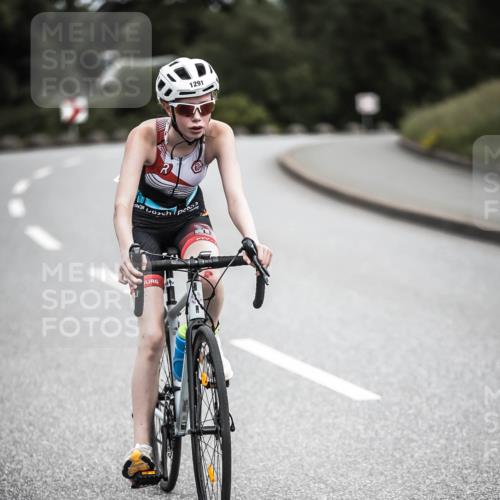 21.06.2026 - 29. Vierlanden-Triathlon H.Heesch http://msf.ph/oto/9927160 21.06.2026 15:03:52 Radfahren 1291 meine-sportfotos.de