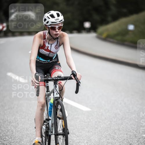 21.06.2026 - 29. Vierlanden-Triathlon H.Heesch http://msf.ph/oto/9927170 21.06.2026 15:03:53 Radfahren 1291 meine-sportfotos.de