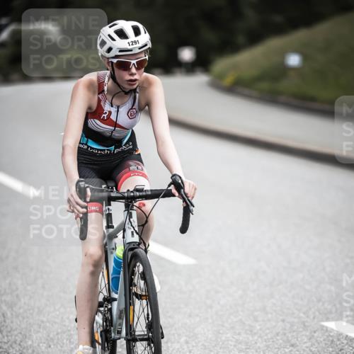 21.06.2026 - 29. Vierlanden-Triathlon H.Heesch http://msf.ph/oto/9927174 21.06.2026 15:03:53 Radfahren 1291 meine-sportfotos.de
