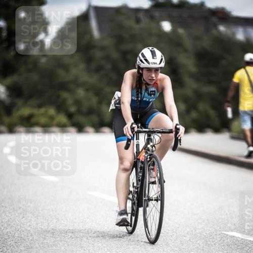 21.06.2026 - 29. Vierlanden-Triathlon H.Heesch http://msf.ph/oto/9927225 21.06.2026 14:55:56 Radfahren 1294 meine-sportfotos.de