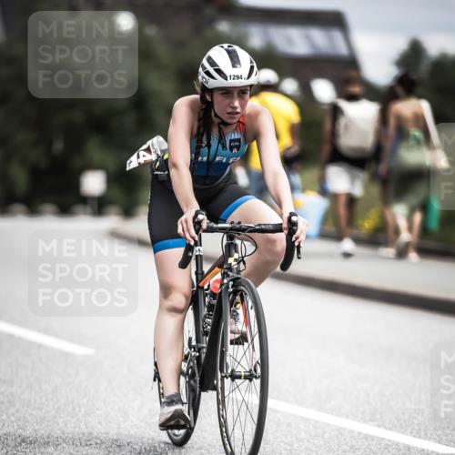 21.06.2026 - 29. Vierlanden-Triathlon H.Heesch http://msf.ph/oto/9927231 21.06.2026 14:55:57 Radfahren 1294 meine-sportfotos.de