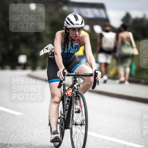 21.06.2026 - 29. Vierlanden-Triathlon H.Heesch http://msf.ph/oto/9927232 21.06.2026 14:55:57 Radfahren 1294 meine-sportfotos.de