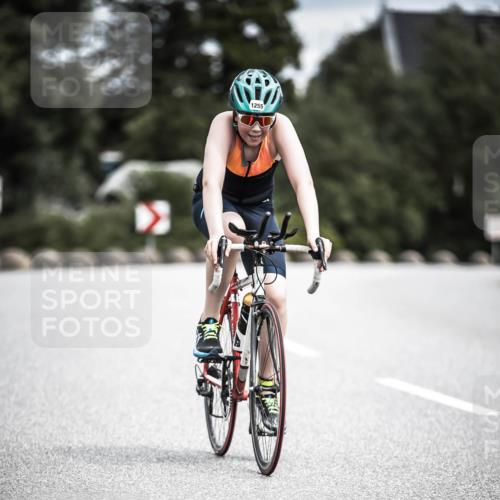 21.06.2026 - 29. Vierlanden-Triathlon H.Heesch http://msf.ph/oto/9927238 21.06.2026 14:55:58 Radfahren 1255 meine-sportfotos.de
