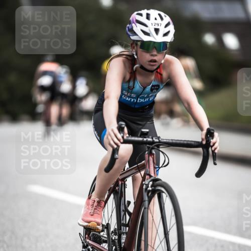 21.06.2026 - 29. Vierlanden-Triathlon H.Heesch http://msf.ph/oto/9927261 21.06.2026 14:56:13 Radfahren 1297 meine-sportfotos.de