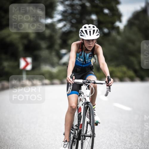21.06.2026 - 29. Vierlanden-Triathlon H.Heesch http://msf.ph/oto/9927264 21.06.2026 14:56:15 Radfahren 1304 meine-sportfotos.de