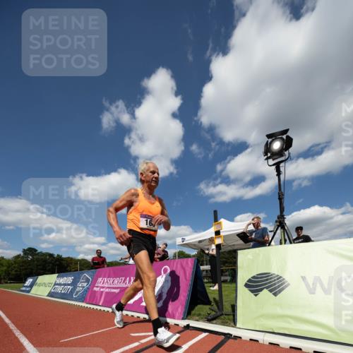08.08.2026 - Nacht der Zehner Michael Strokosch http://msf.ph/oto/9927505 08.08.2026 15:04:02 Laufen 16 meine-sportfotos.de
