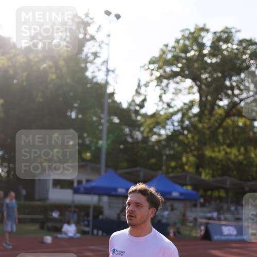 08.08.2026 - Nacht der Zehner Michael Strokosch http://msf.ph/oto/9927972 08.08.2026 17:33:07 Laufen 130 meine-sportfotos.de