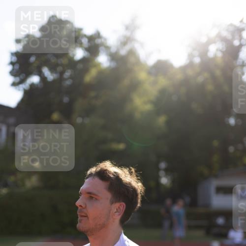 08.08.2026 - Nacht der Zehner Michael Strokosch http://msf.ph/oto/9927980 08.08.2026 17:33:08 Laufen 10, 130 meine-sportfotos.de