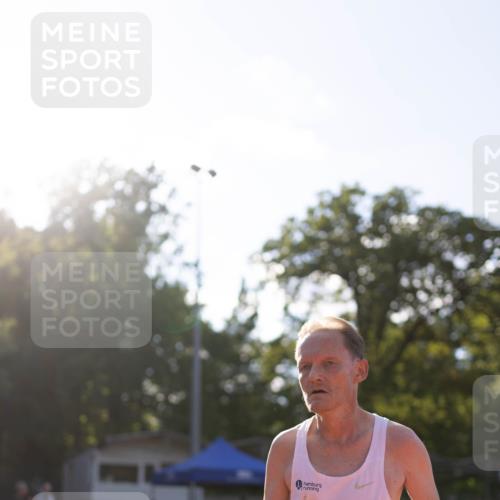 08.08.2026 - Nacht der Zehner Michael Strokosch http://msf.ph/oto/9928008 08.08.2026 17:33:53 Laufen 115 meine-sportfotos.de