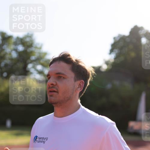 08.08.2026 - Nacht der Zehner Michael Strokosch http://msf.ph/oto/9928064 08.08.2026 17:34:59 Laufen 27, 10, 130 meine-sportfotos.de