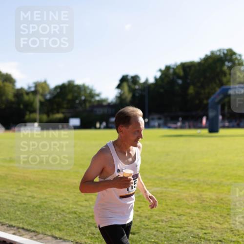 08.08.2026 - Nacht der Zehner Michael Strokosch http://msf.ph/oto/9928316 08.08.2026 17:45:35 Laufen 15 meine-sportfotos.de