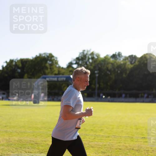 08.08.2026 - Nacht der Zehner Michael Strokosch http://msf.ph/oto/9928357 08.08.2026 17:45:45 Laufen  meine-sportfotos.de
