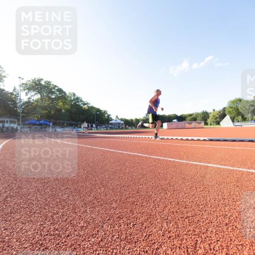 08.08.2026 - Nacht der Zehner Michael Strokosch http://msf.ph/oto/9928663 08.08.2026 18:14:59 Laufen  meine-sportfotos.de