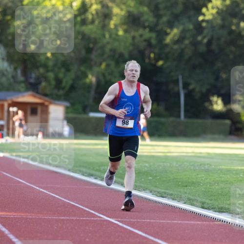 08.08.2026 - Nacht der Zehner Michael Strokosch http://msf.ph/oto/9928820 08.08.2026 18:20:47 Laufen 98 meine-sportfotos.de
