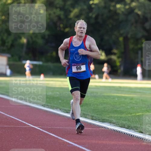 08.08.2026 - Nacht der Zehner Michael Strokosch http://msf.ph/oto/9928824 08.08.2026 18:20:48 Laufen 98 meine-sportfotos.de