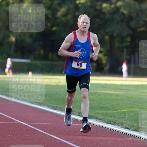 08.08.2026 - Nacht der Zehner Michael Strokosch http://msf.ph/oto/9928825 08.08.2026 18:20:48 Laufen 98 meine-sportfotos.de