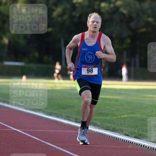 08.08.2026 - Nacht der Zehner Michael Strokosch http://msf.ph/oto/9928826 08.08.2026 18:20:48 Laufen 98 meine-sportfotos.de