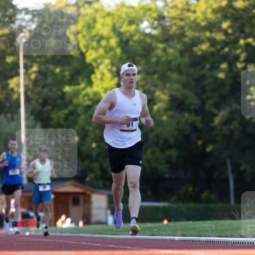 08.08.2026 - Nacht der Zehner Michael Strokosch http://msf.ph/oto/9928864 08.08.2026 18:21:35 Laufen 100, 91 meine-sportfotos.de