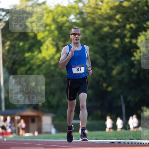08.08.2026 - Nacht der Zehner Michael Strokosch http://msf.ph/oto/9928889 08.08.2026 18:22:34 Laufen 87 meine-sportfotos.de