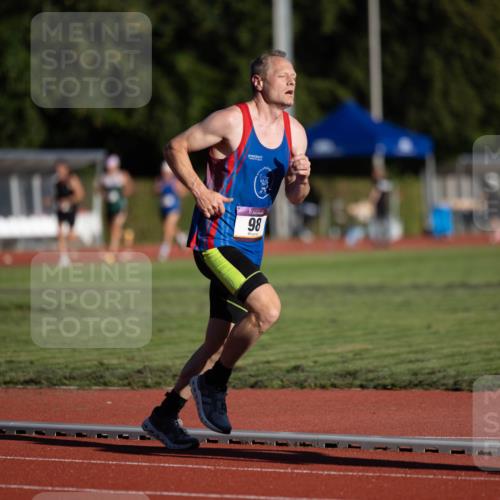 08.08.2026 - Nacht der Zehner Michael Strokosch http://msf.ph/oto/9929367 08.08.2026 18:39:24 Laufen 98 meine-sportfotos.de
