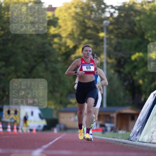 08.08.2026 - Nacht der Zehner Michael Strokosch http://msf.ph/oto/9929477 08.08.2026 19:11:17 Laufen 69 meine-sportfotos.de