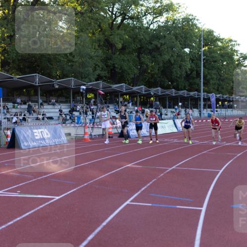08.08.2026 - Nacht der Zehner Michael Strokosch http://msf.ph/oto/9929495 08.08.2026 19:11:34 Laufen 3, 3 meine-sportfotos.de