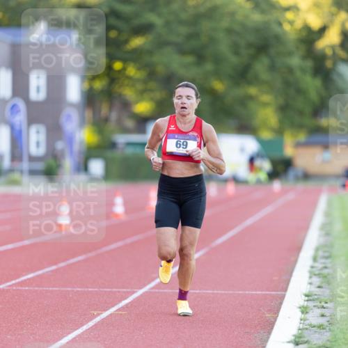 08.08.2026 - Nacht der Zehner Michael Strokosch http://msf.ph/oto/9929549 08.08.2026 19:27:20 Laufen 69 meine-sportfotos.de