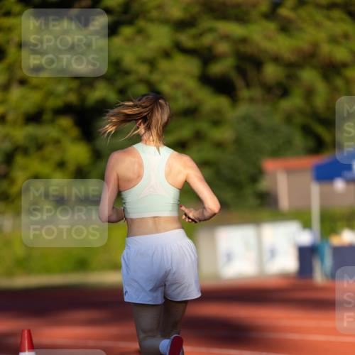 08.08.2026 - Nacht der Zehner Michael Strokosch http://msf.ph/oto/9929628 08.08.2026 19:30:08 Laufen  meine-sportfotos.de