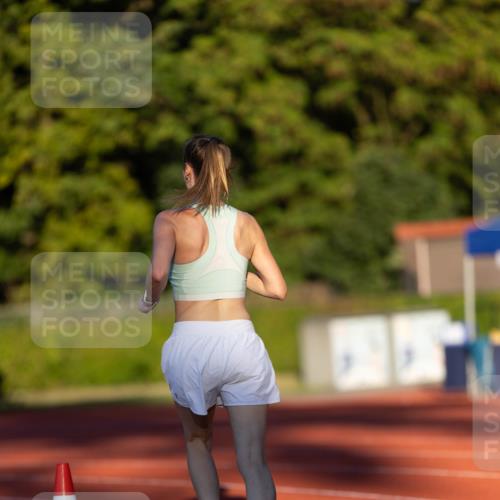 08.08.2026 - Nacht der Zehner Michael Strokosch http://msf.ph/oto/9929630 08.08.2026 19:30:08 Laufen  meine-sportfotos.de
