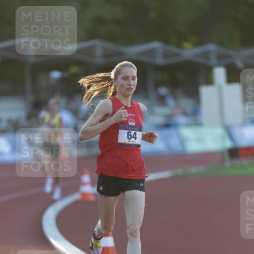 08.08.2026 - Nacht der Zehner Michael Strokosch http://msf.ph/oto/9929818 08.08.2026 19:33:52 Laufen 64 meine-sportfotos.de