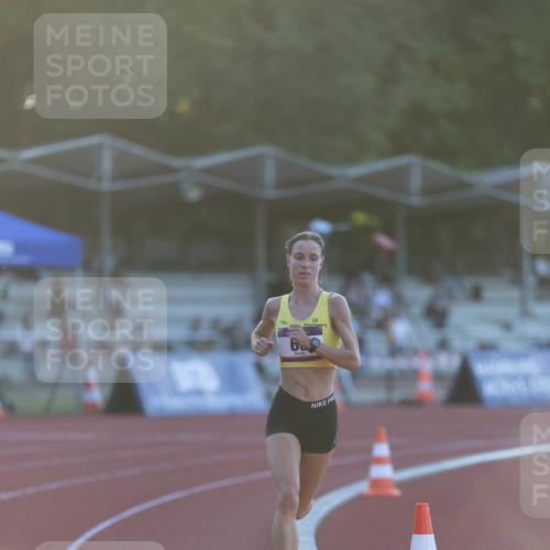 08.08.2026 - Nacht der Zehner Michael Strokosch http://msf.ph/oto/9929829 08.08.2026 19:33:54 Laufen 2010, 68 meine-sportfotos.de