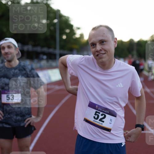 08.08.2026 - Nacht der Zehner Michael Strokosch http://msf.ph/oto/9930565 08.08.2026 20:21:51 Laufen 53, 10, 52 meine-sportfotos.de