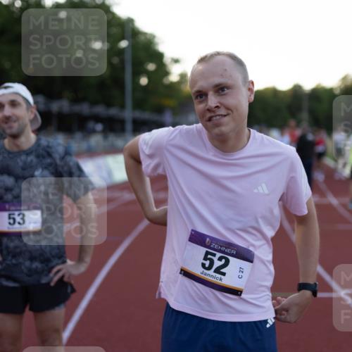 08.08.2026 - Nacht der Zehner Michael Strokosch http://msf.ph/oto/9930567 08.08.2026 20:21:51 Laufen 53, 10, 52, 27 meine-sportfotos.de