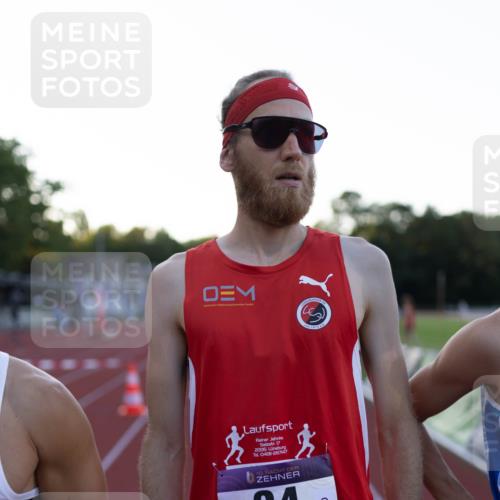 08.08.2026 - Nacht der Zehner Michael Strokosch http://msf.ph/oto/9930587 08.08.2026 20:22:15 Laufen 17, 2335, 043, 10, 34, 28 meine-sportfotos.de