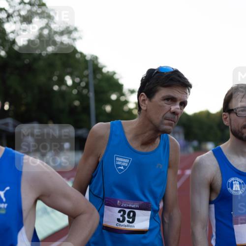 08.08.2026 - Nacht der Zehner Michael Strokosch http://msf.ph/oto/9930609 08.08.2026 20:22:26 Laufen 10, 39 meine-sportfotos.de