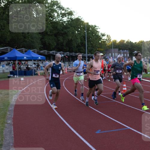 08.08.2026 - Nacht der Zehner Michael Strokosch http://msf.ph/oto/9930675 08.08.2026 20:23:09 Laufen 57, 89, 58, 53, 56 meine-sportfotos.de