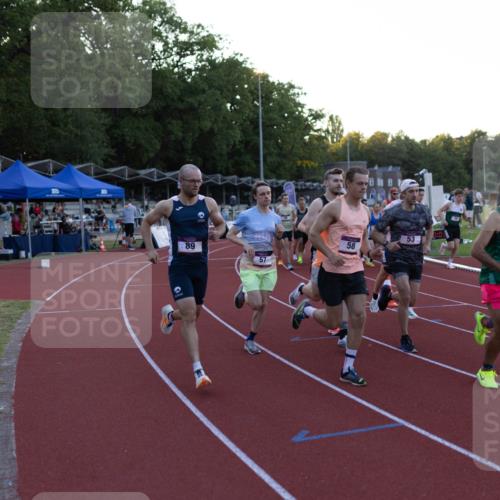 08.08.2026 - Nacht der Zehner Michael Strokosch http://msf.ph/oto/9930676 08.08.2026 20:23:09 Laufen 89, 57, 58, 53 meine-sportfotos.de