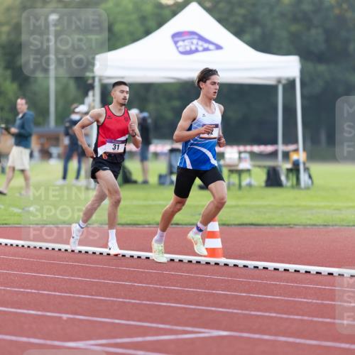 08.08.2026 - Nacht der Zehner Michael Strokosch http://msf.ph/oto/9930688 08.08.2026 20:29:30 Laufen 31 meine-sportfotos.de