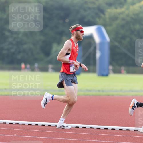 08.08.2026 - Nacht der Zehner Michael Strokosch http://msf.ph/oto/9930725 08.08.2026 20:29:42 Laufen  meine-sportfotos.de