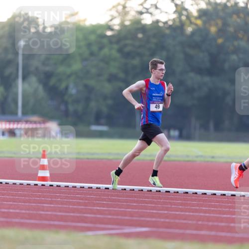 08.08.2026 - Nacht der Zehner Michael Strokosch http://msf.ph/oto/9930742 08.08.2026 20:30:26 Laufen 53, 49, 54 meine-sportfotos.de