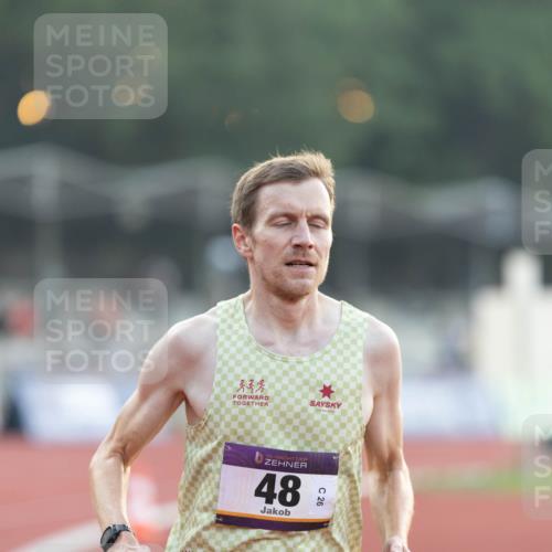 08.08.2026 - Nacht der Zehner Michael Strokosch http://msf.ph/oto/9930798 08.08.2026 20:31:34 Laufen 10, 489 meine-sportfotos.de