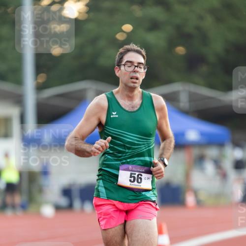 08.08.2026 - Nacht der Zehner Michael Strokosch http://msf.ph/oto/9930832 08.08.2026 20:32:09 Laufen 10, 56, 24 meine-sportfotos.de