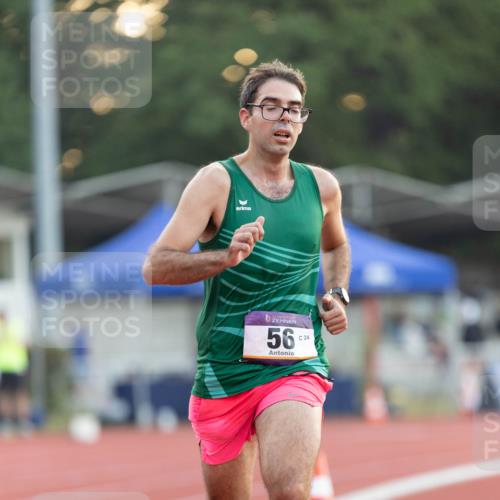 08.08.2026 - Nacht der Zehner Michael Strokosch http://msf.ph/oto/9930833 08.08.2026 20:32:09 Laufen 56, 24 meine-sportfotos.de