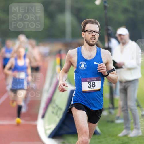 08.08.2026 - Nacht der Zehner Michael Strokosch http://msf.ph/oto/9930854 08.08.2026 20:32:51 Laufen 38 meine-sportfotos.de