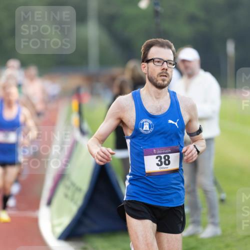 08.08.2026 - Nacht der Zehner Michael Strokosch http://msf.ph/oto/9930856 08.08.2026 20:32:51 Laufen 10, 38 meine-sportfotos.de