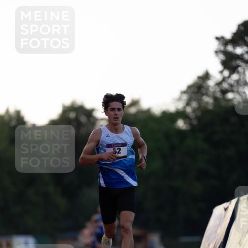 08.08.2026 - Nacht der Zehner Michael Strokosch http://msf.ph/oto/9930898 08.08.2026 20:47:27 Laufen 32 meine-sportfotos.de