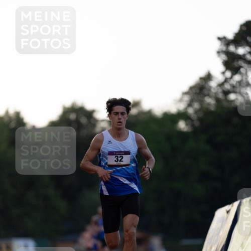 08.08.2026 - Nacht der Zehner Michael Strokosch http://msf.ph/oto/9930899 08.08.2026 20:47:27 Laufen 32 meine-sportfotos.de