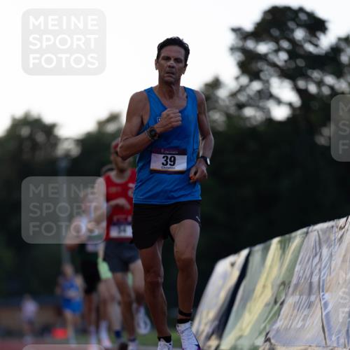 08.08.2026 - Nacht der Zehner Michael Strokosch http://msf.ph/oto/9930933 08.08.2026 20:47:50 Laufen 39 meine-sportfotos.de