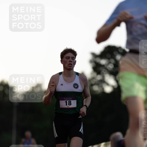 08.08.2026 - Nacht der Zehner Michael Strokosch http://msf.ph/oto/9930940 08.08.2026 20:47:52 Laufen 18 meine-sportfotos.de